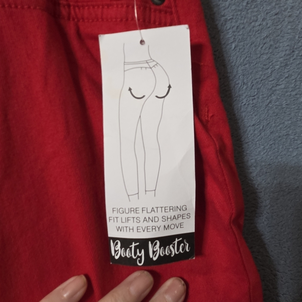 New- it's Fashion Women's 22W Pants Crop Red Figure Flattering Stretch Plus Size - Picture 3 of 9